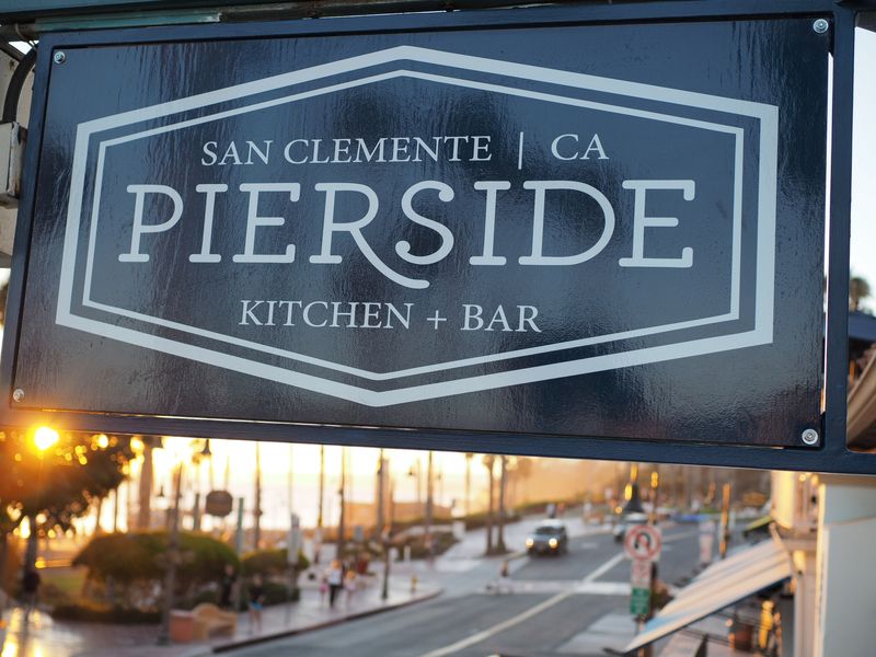 Pierside Restaurant & Bar